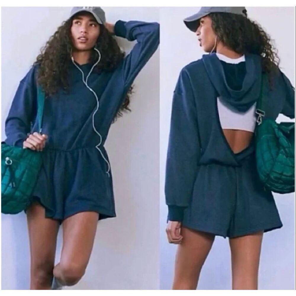 Free People Such a Flirt Open Back Navy Blue Romper Size Medium New